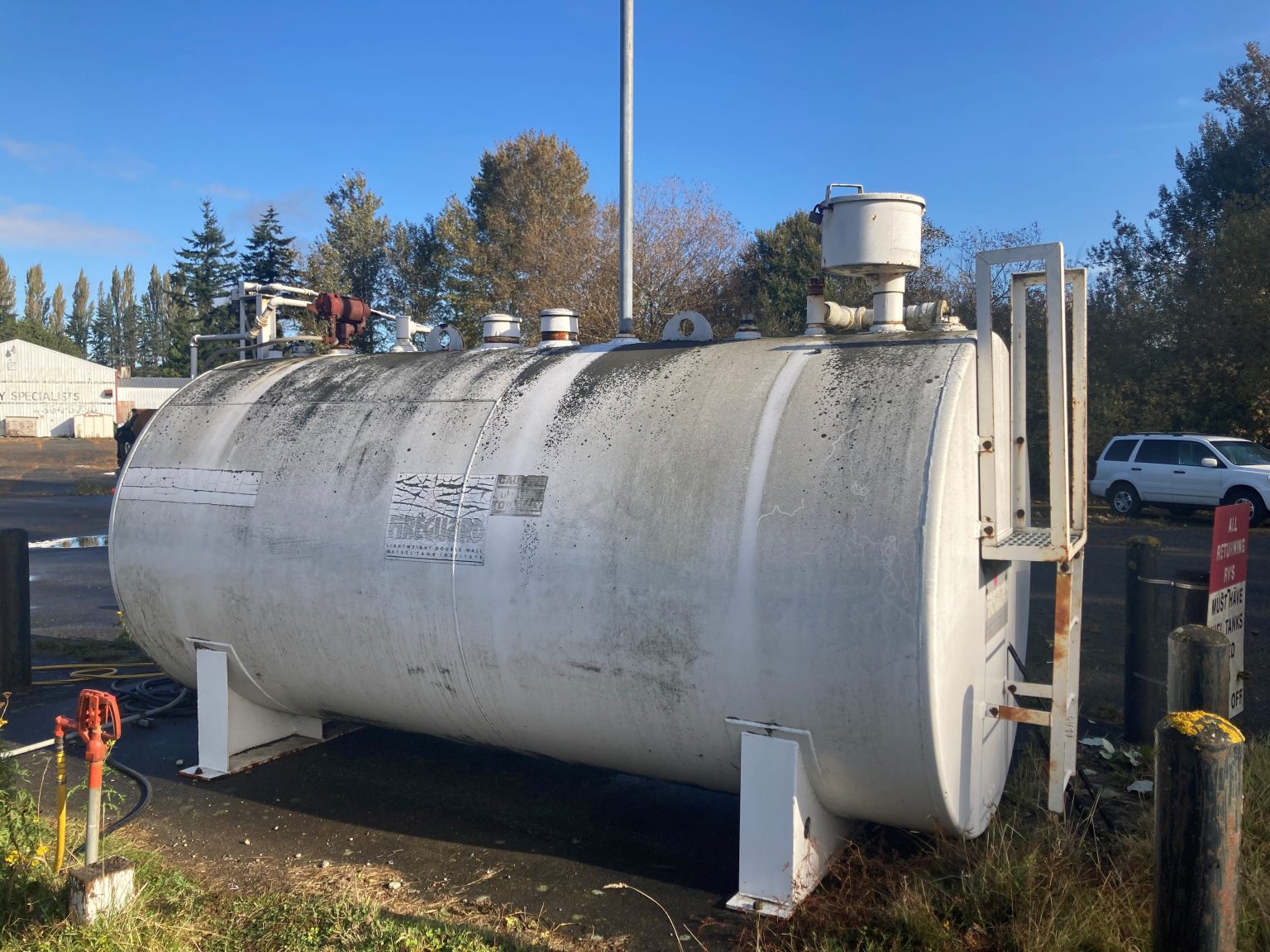 Used 2,000 Gallon Double Wall Fuel Tank